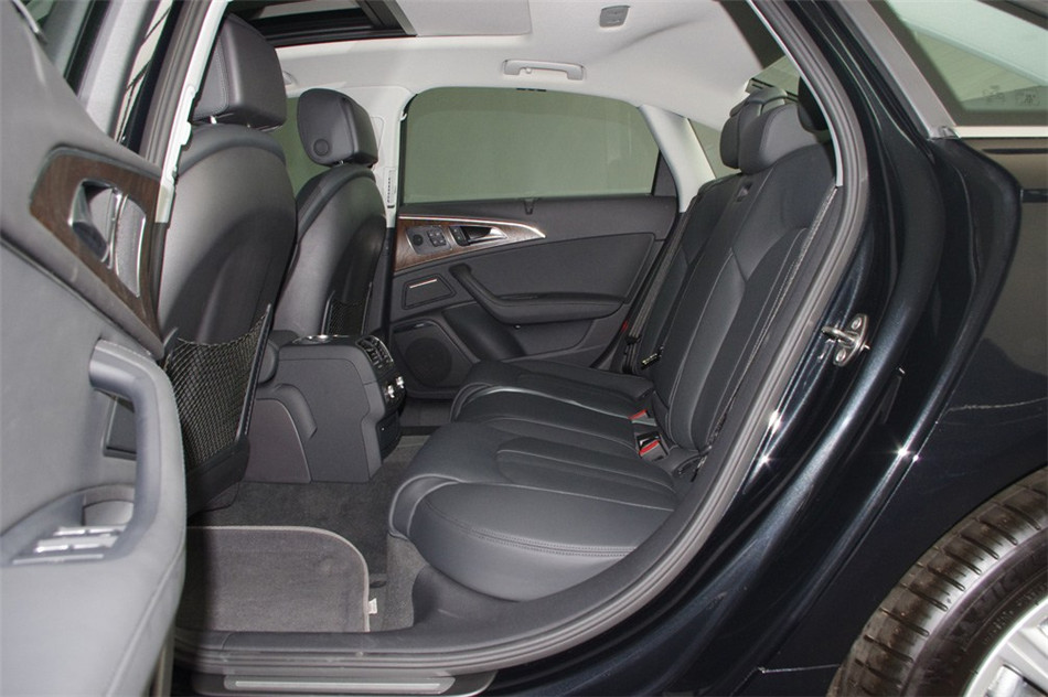 奥迪A6L 2012款 2.5L CVT 豪华型 