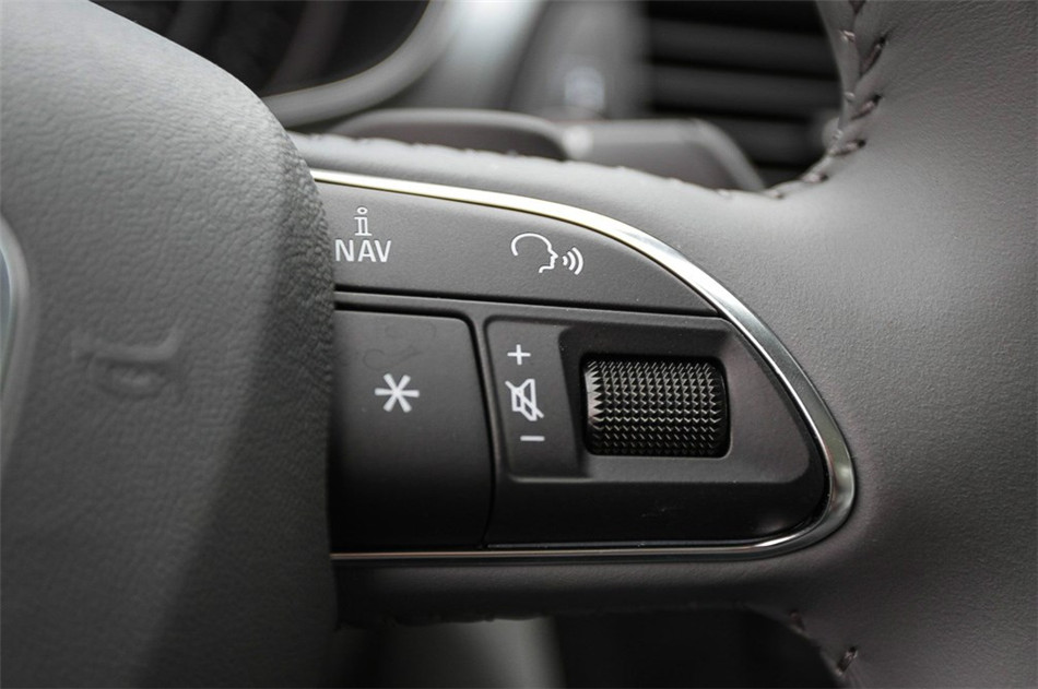 2014款 3.0T 50 TFSI DCT quattro 豪华型 内饰