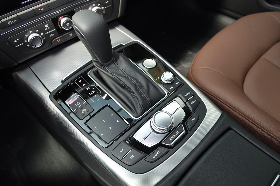 2018款 30周年年型 35 TFSI 时尚型 内饰