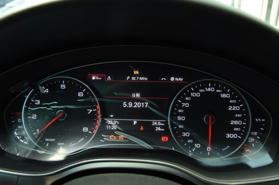 2018款 30周年年型 35 TFSI 时尚型 内饰