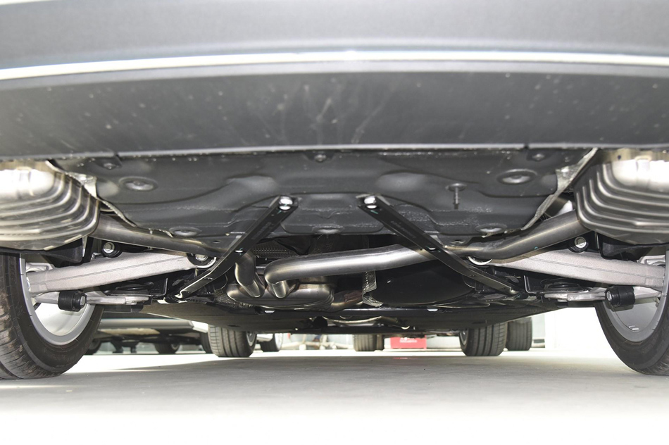 2018款 30周年年型 35 TFSI 时尚型 引擎底盘