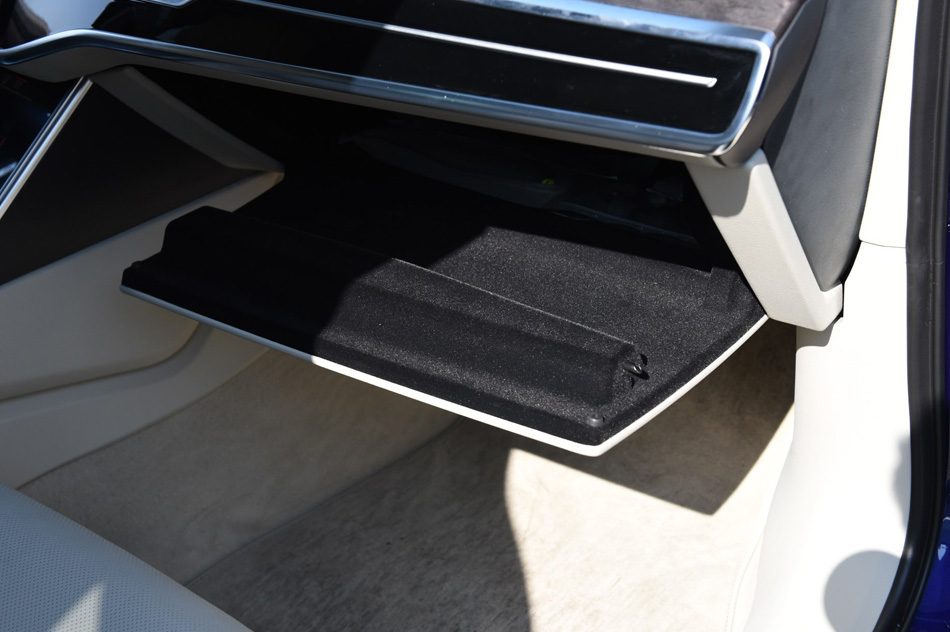 2019款 55 TFSI quattro 旗舰致雅型 内饰