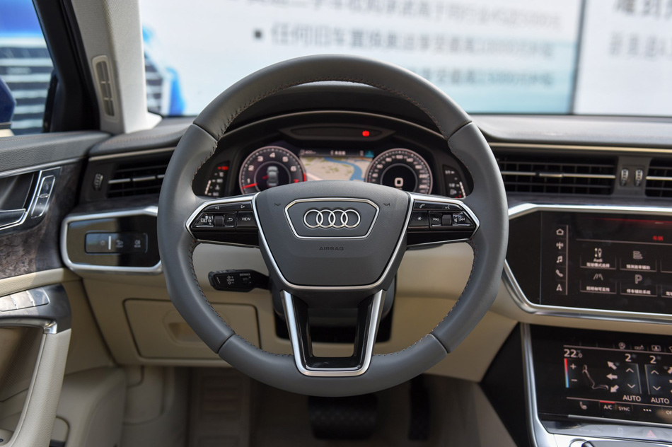 2019款 55 TFSI quattro 旗舰致雅型 内饰