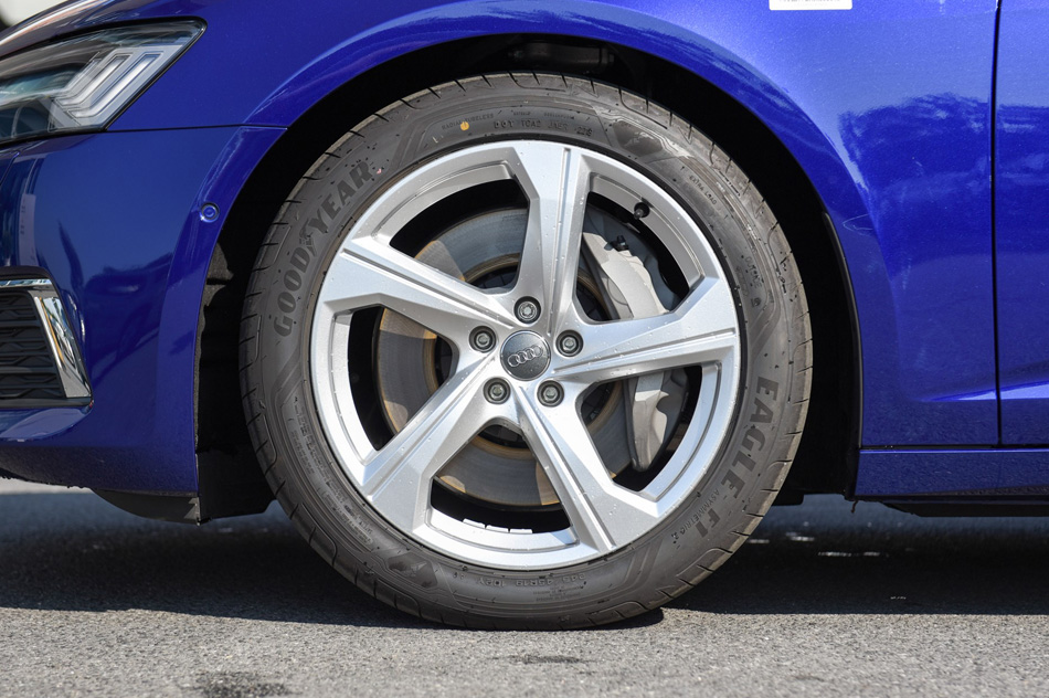 2019款 55 TFSI quattro 旗舰致雅型 细节