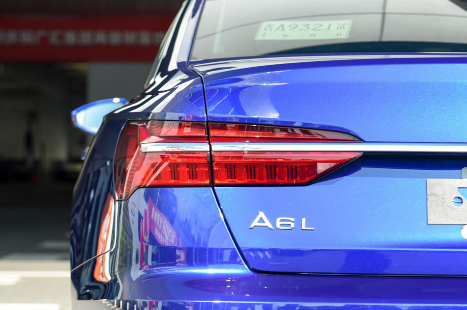 2019款 55 TFSI quattro 旗舰致雅型 细节