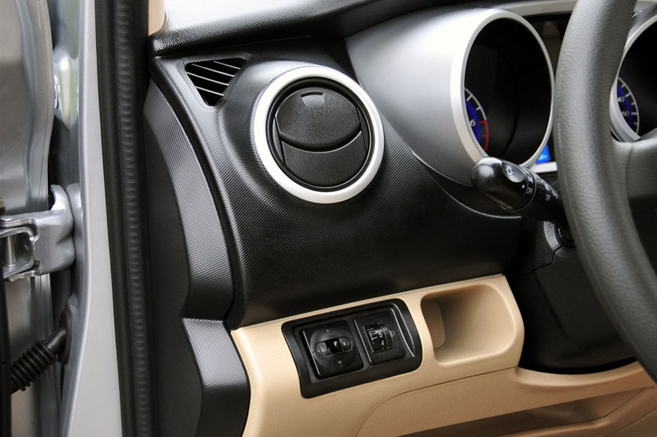 2014款 1.5L精英型 内饰