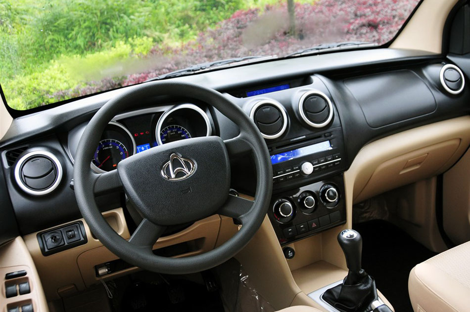 2014款 1.5L精英型 内饰