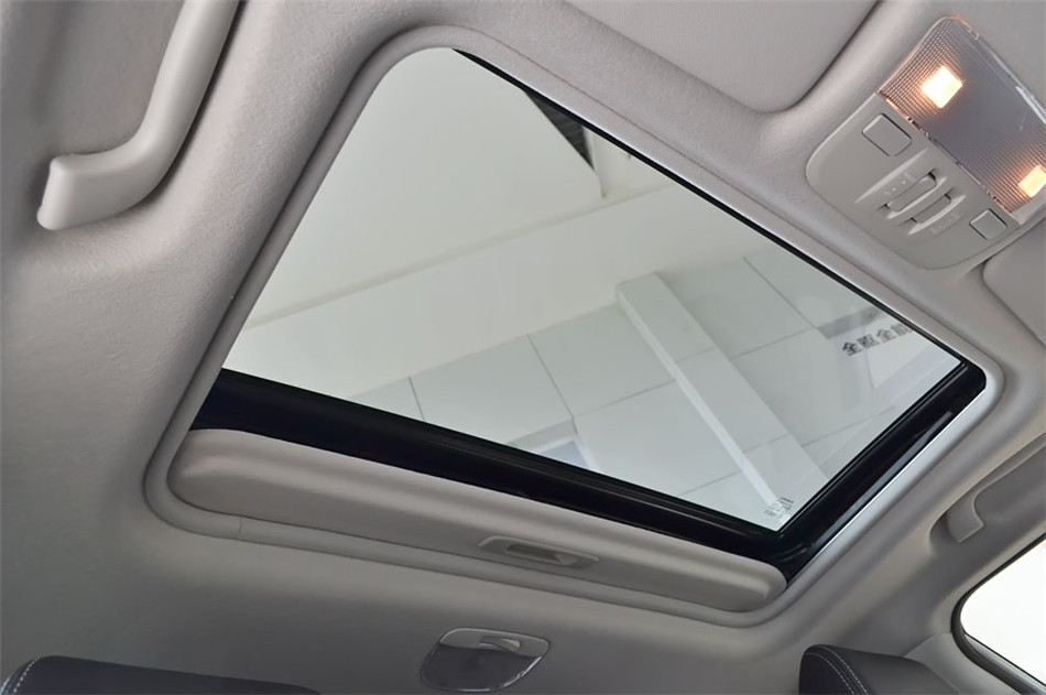 2012 2.0L CVT Ӣ οռ