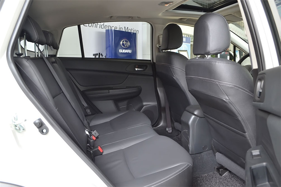 2012 2.0L CVT Ӣ οռ