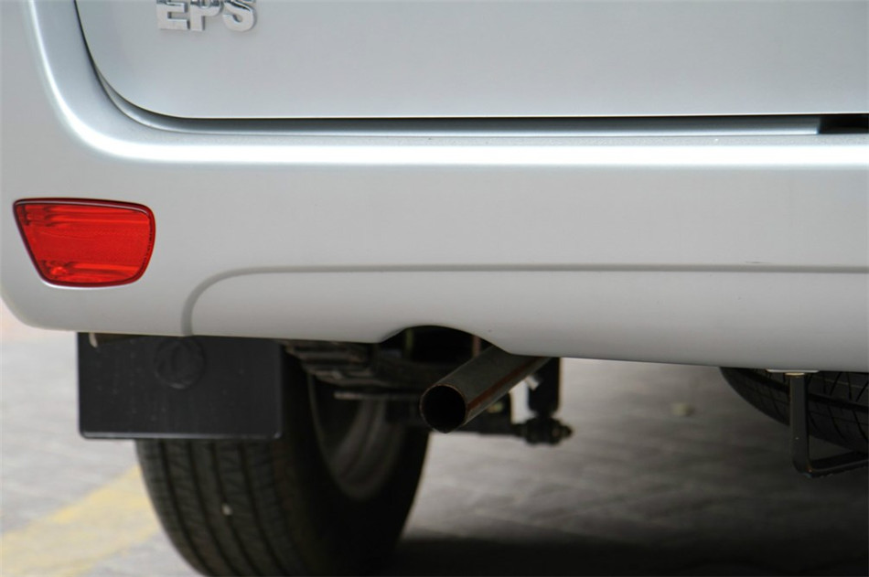 2012款 1.2L MT 标准型 其他