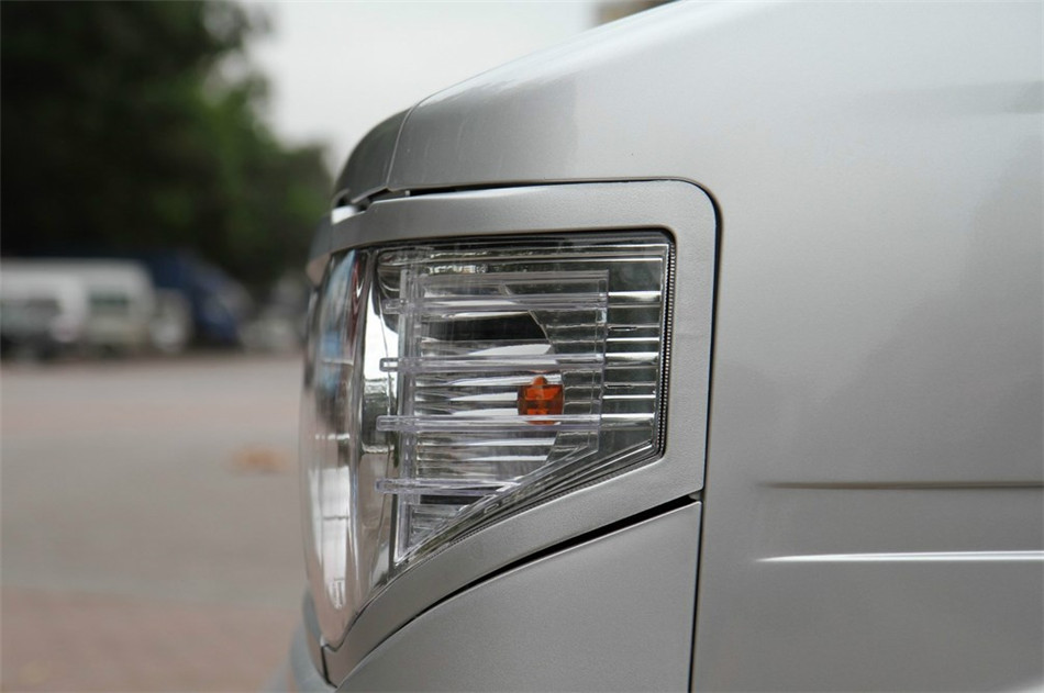 2012款 1.2L MT 标准型 其他