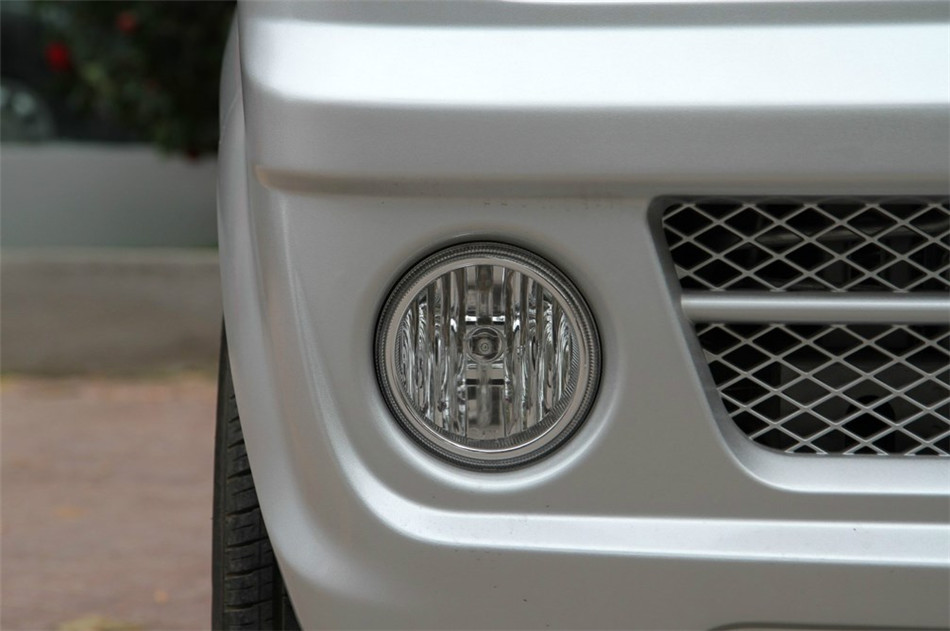 2012款 1.2L MT 标准型 其他