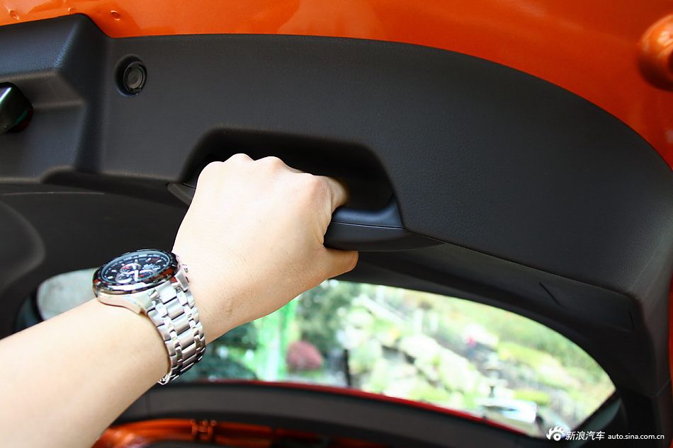 传祺GS5 2.0L自动尊贵版