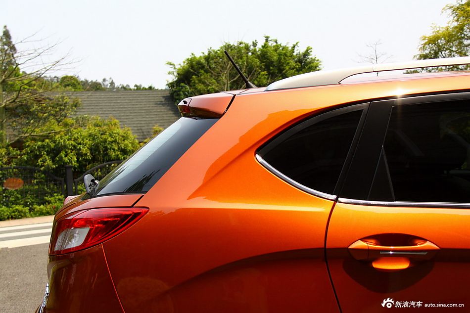 传祺GS5 2.0L自动尊贵版