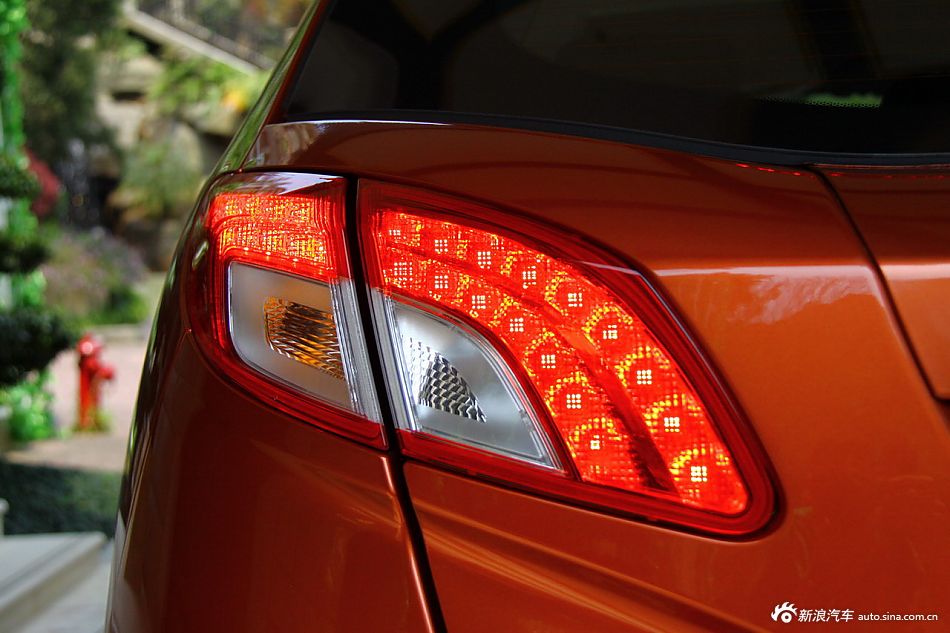 传祺GS5 2.0L自动尊贵版