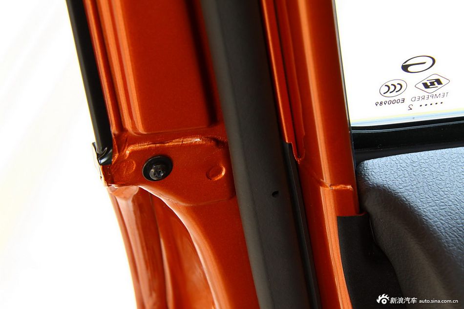 传祺GS5 2.0L自动尊贵版