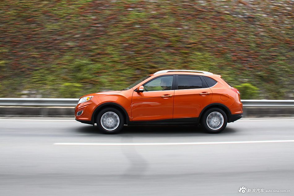 传祺GS5 2.0L自动尊贵版