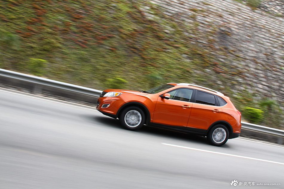 传祺GS5 2.0L自动尊贵版