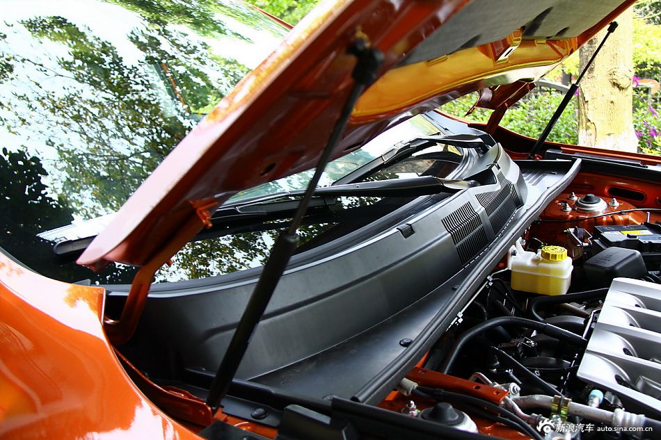 传祺GS5 2.0L自动尊贵版