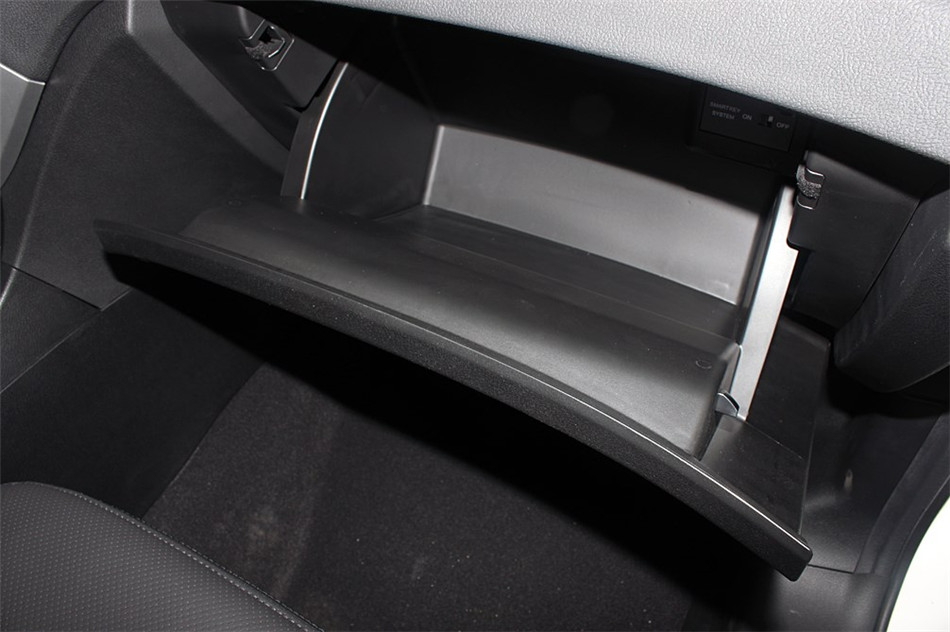 传祺GS5 2013款 1.8T 两驱 AT 豪华版 内饰