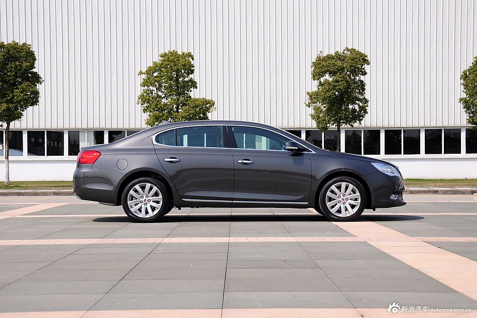 静态体验荣威950