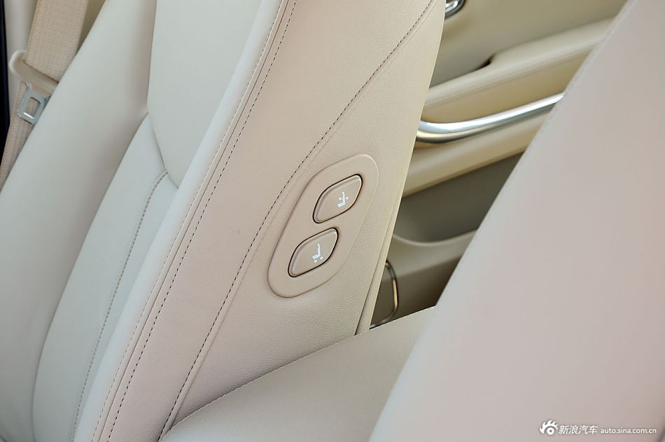 静态体验荣威950