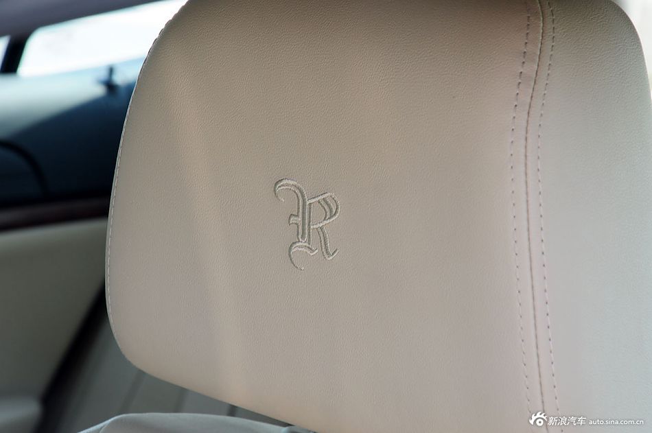 静态体验荣威950