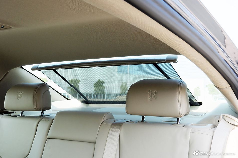 静态体验荣威950