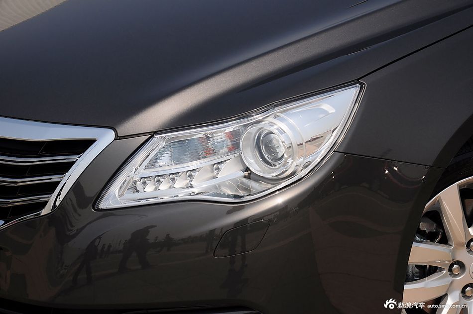 静态体验荣威950