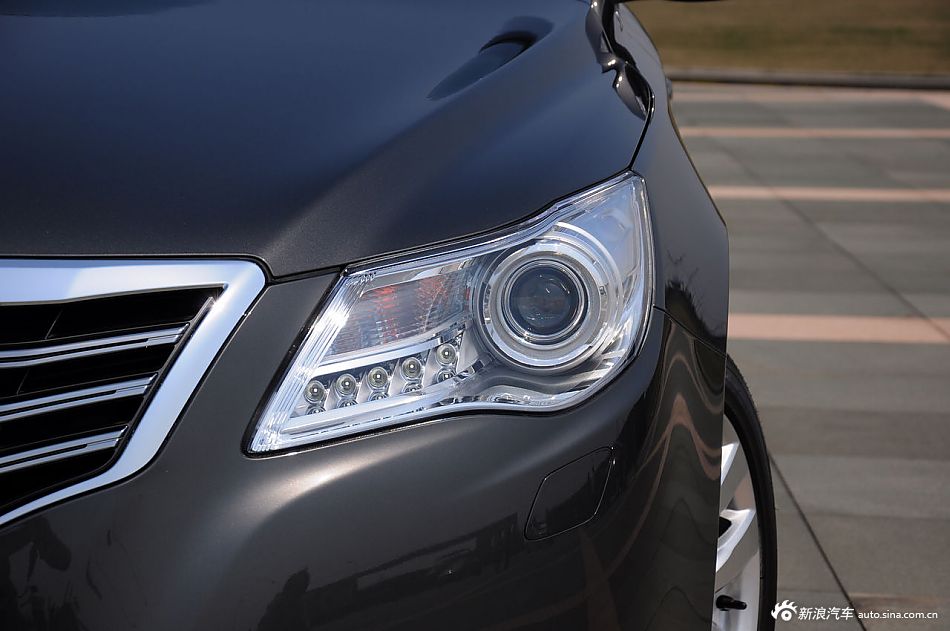 静态体验荣威950