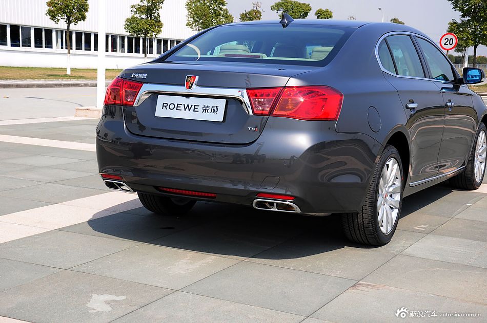 静态体验荣威950