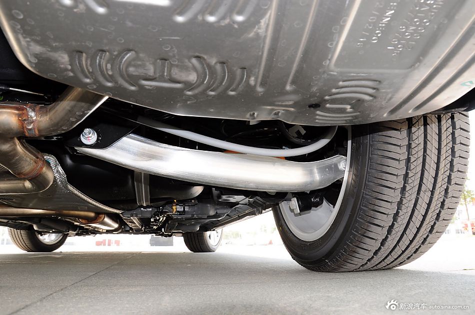 静态体验荣威950