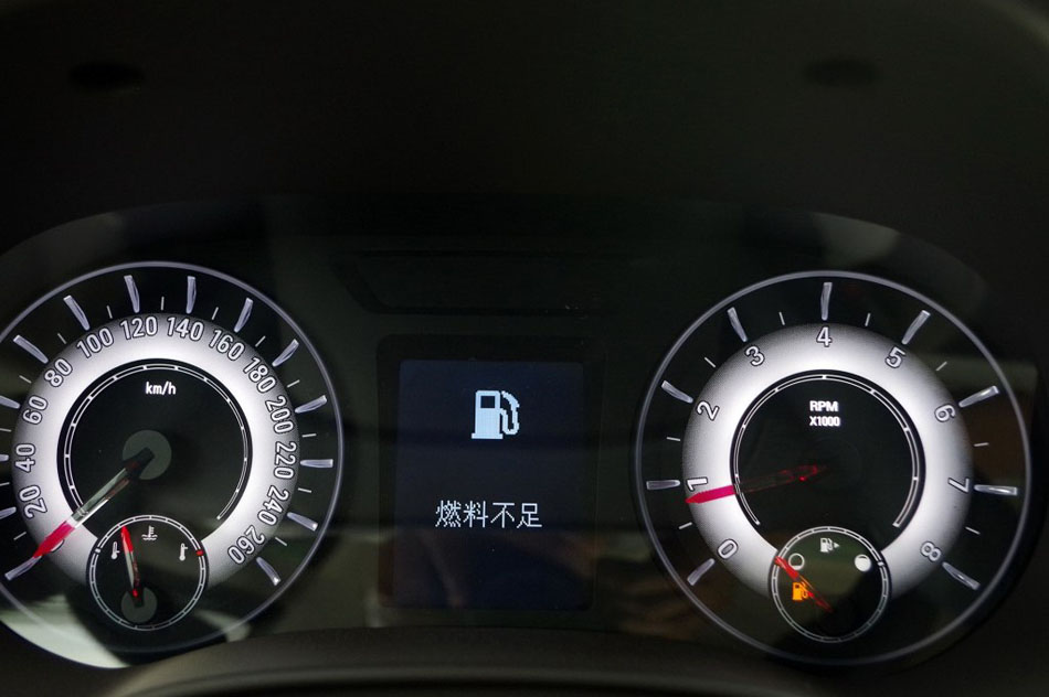 2017款 30T 互联网旗舰版 内饰