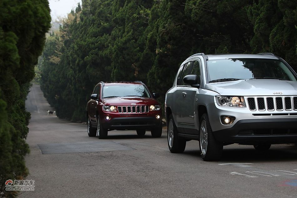 2011款Jeep指南者