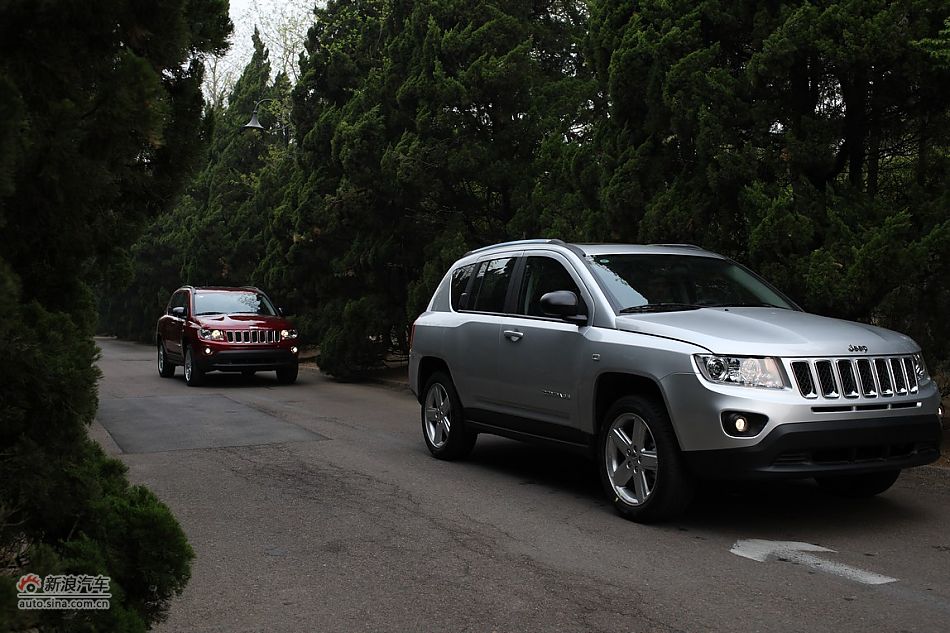 2011款Jeep指南者