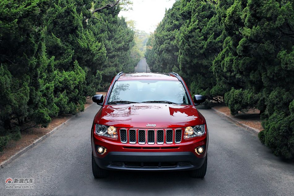 2011款Jeep指南者