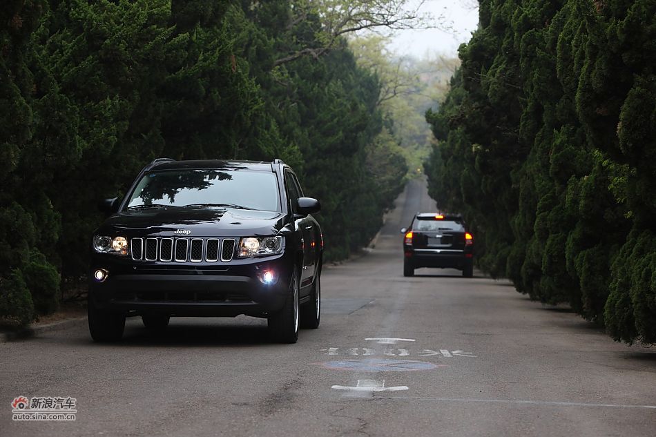 2011款Jeep指南者