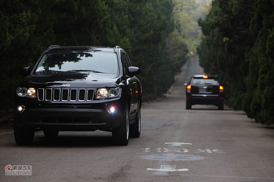 2011款Jeep指南者