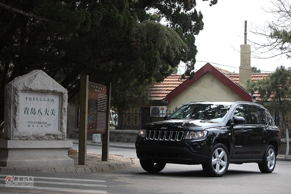 2011款Jeep指南者