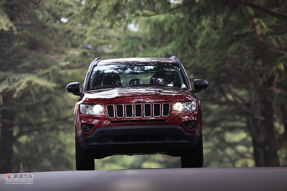 2011款Jeep指南者