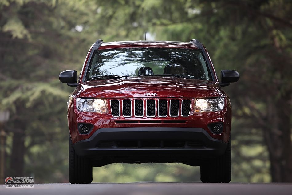 2011款Jeep指南者