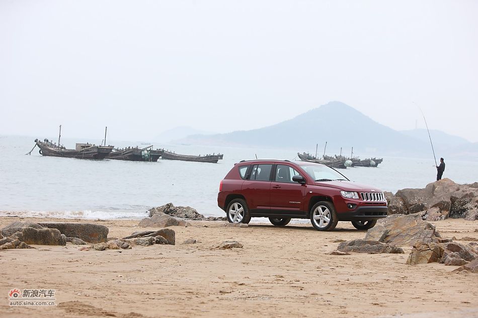 2011款Jeep指南者