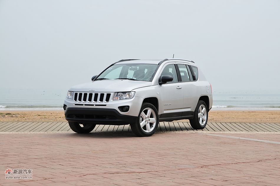 2011款Jeep指南者