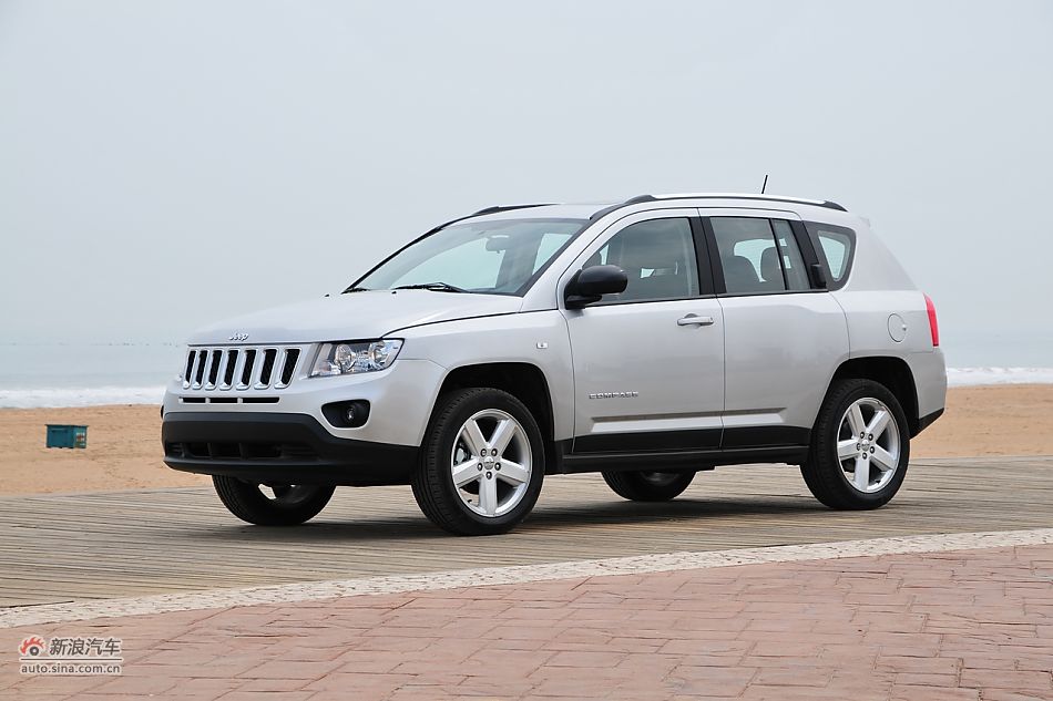 2011款Jeep指南者