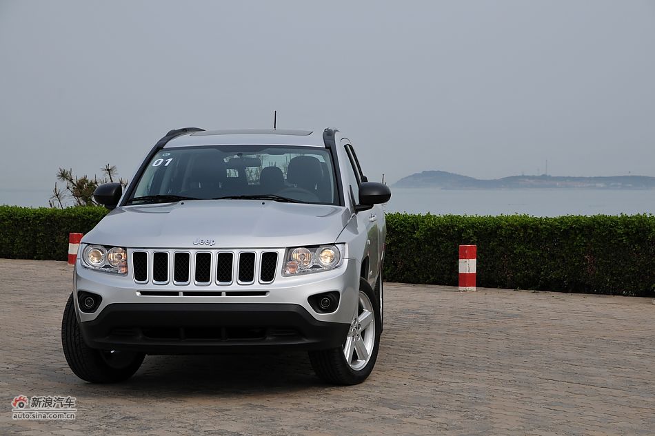 2011款Jeep指南者