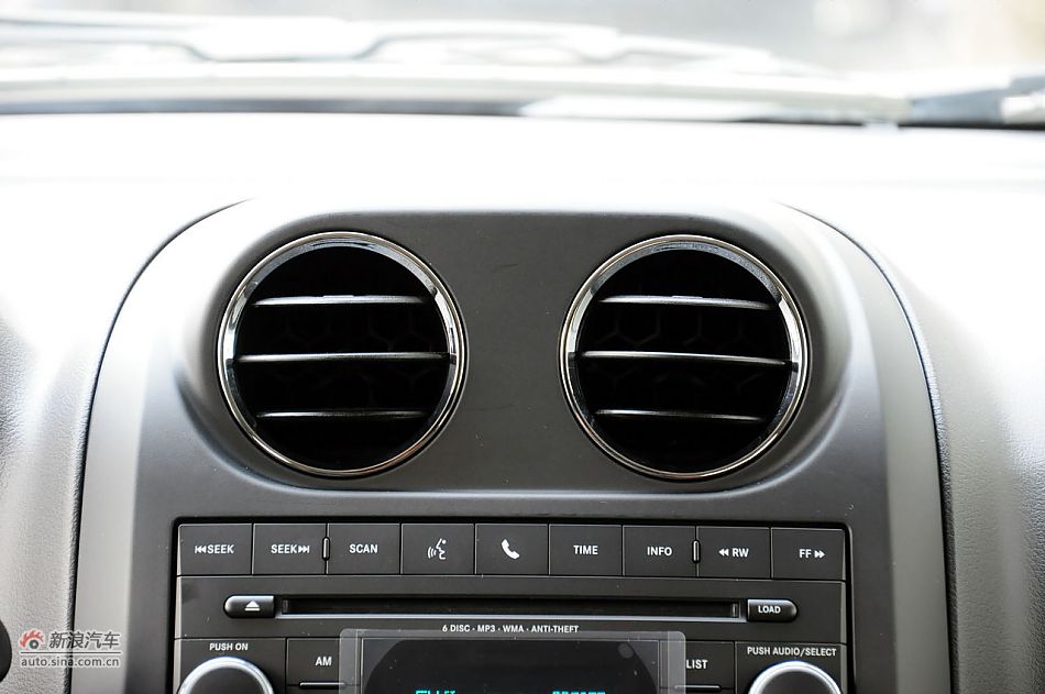 2012款指南者实拍