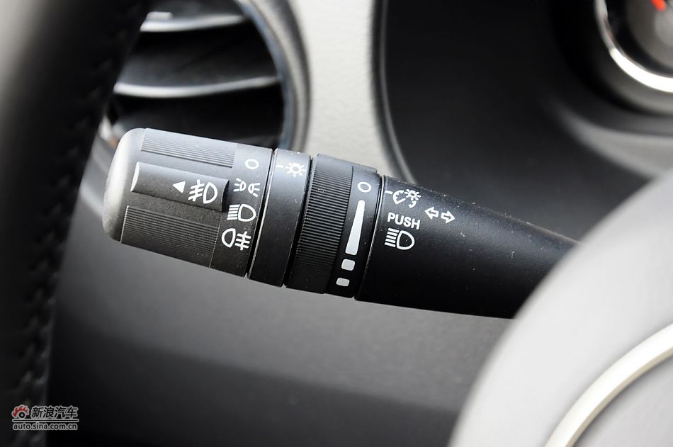 2012款指南者实拍