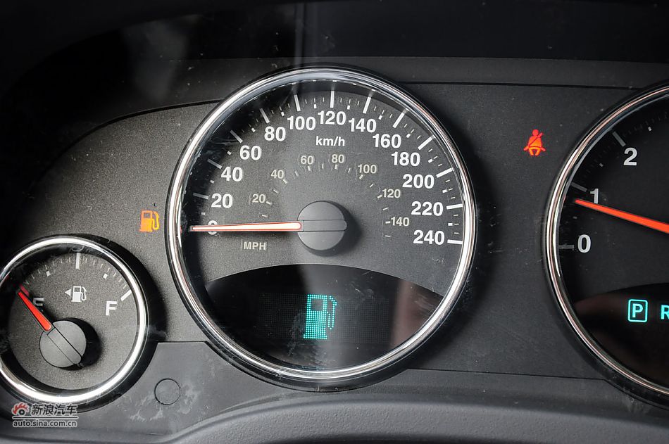 2012款指南者实拍