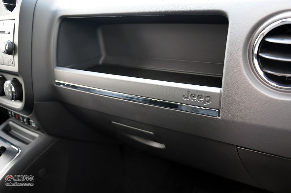 2012款指南者实拍