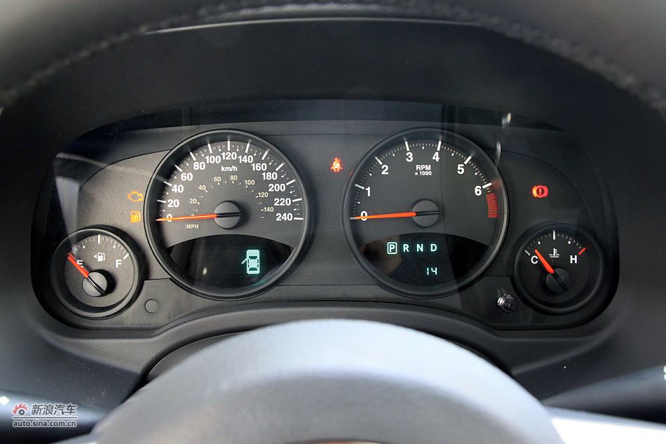 2011款指南者实拍